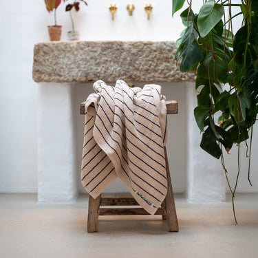 Naram-Handtücher, Creme-Ink